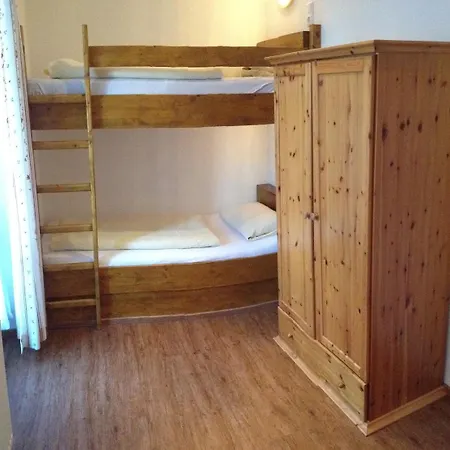 Maier Garni 호텔 *