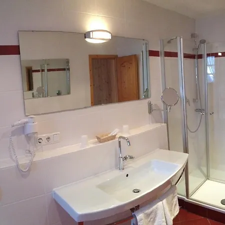 호텔 Maier Garni *